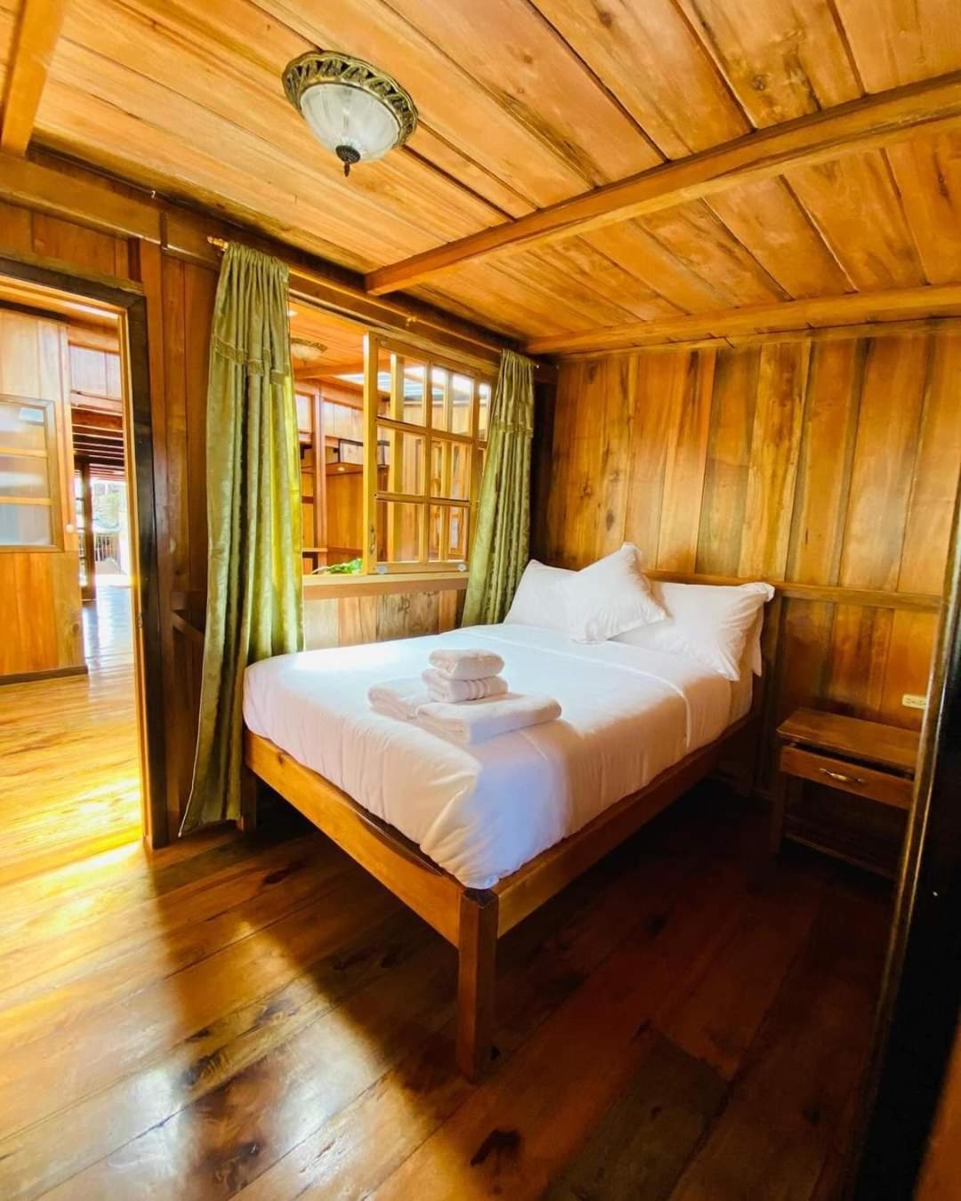 Guayabo Hostal 明多 外观 照片