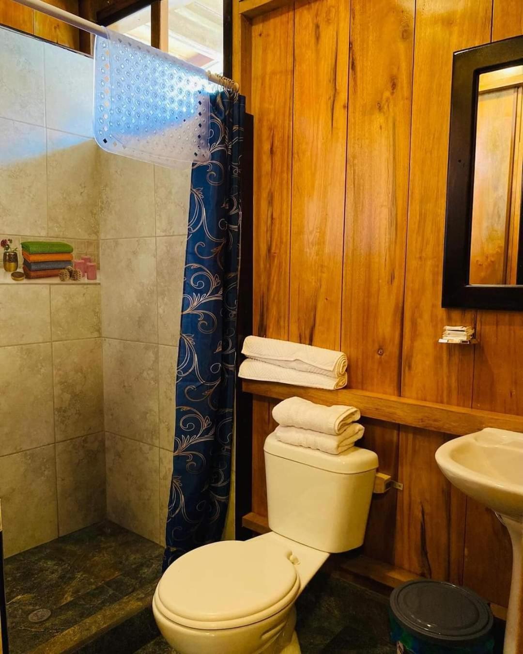 Guayabo Hostal 明多 外观 照片