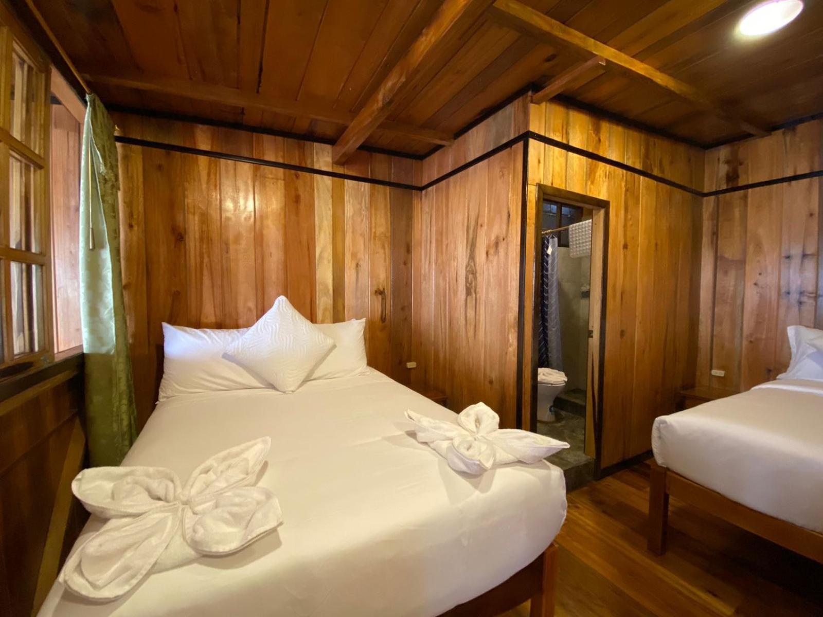 Guayabo Hostal 明多 客房 照片